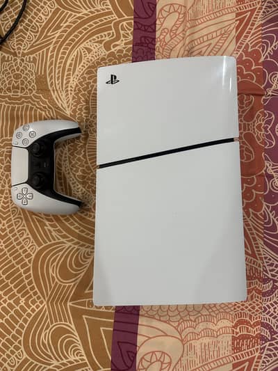 PS5 Slim Disc Edition (1TB)