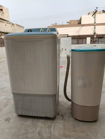 washing machine and dryer in good working condition