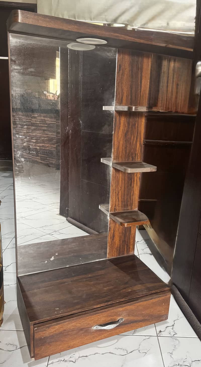 Vanity Mirror 1