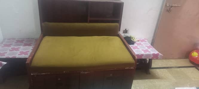 sofa 2 seater with darwar Which used for clothed and other staff