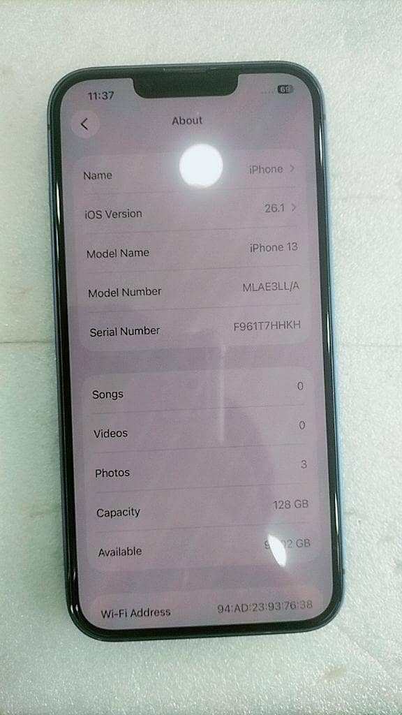 Apple iPhone 13 1
