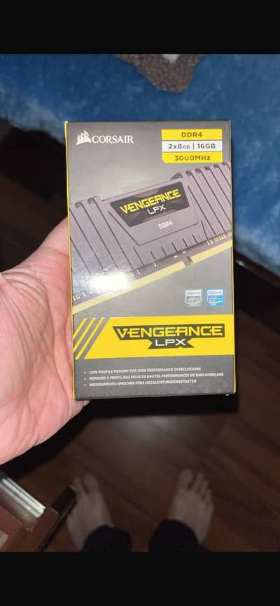 Corsair Vengeance Lpx 16gb ram 8 + 8