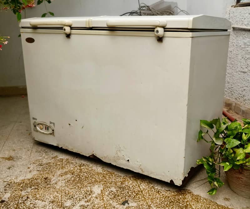 Waves Deep Freezer 2 Door 4