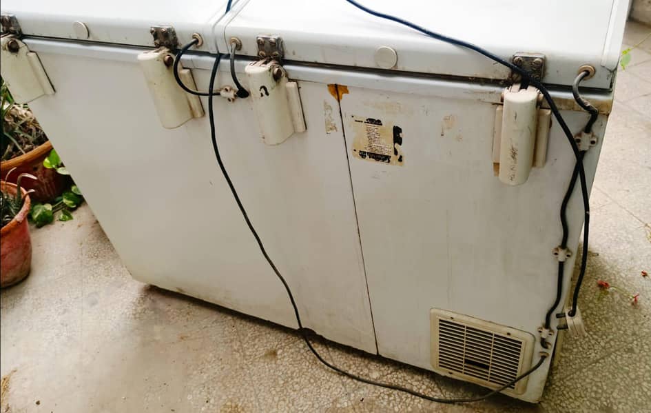 Waves Deep Freezer 2 Door 6