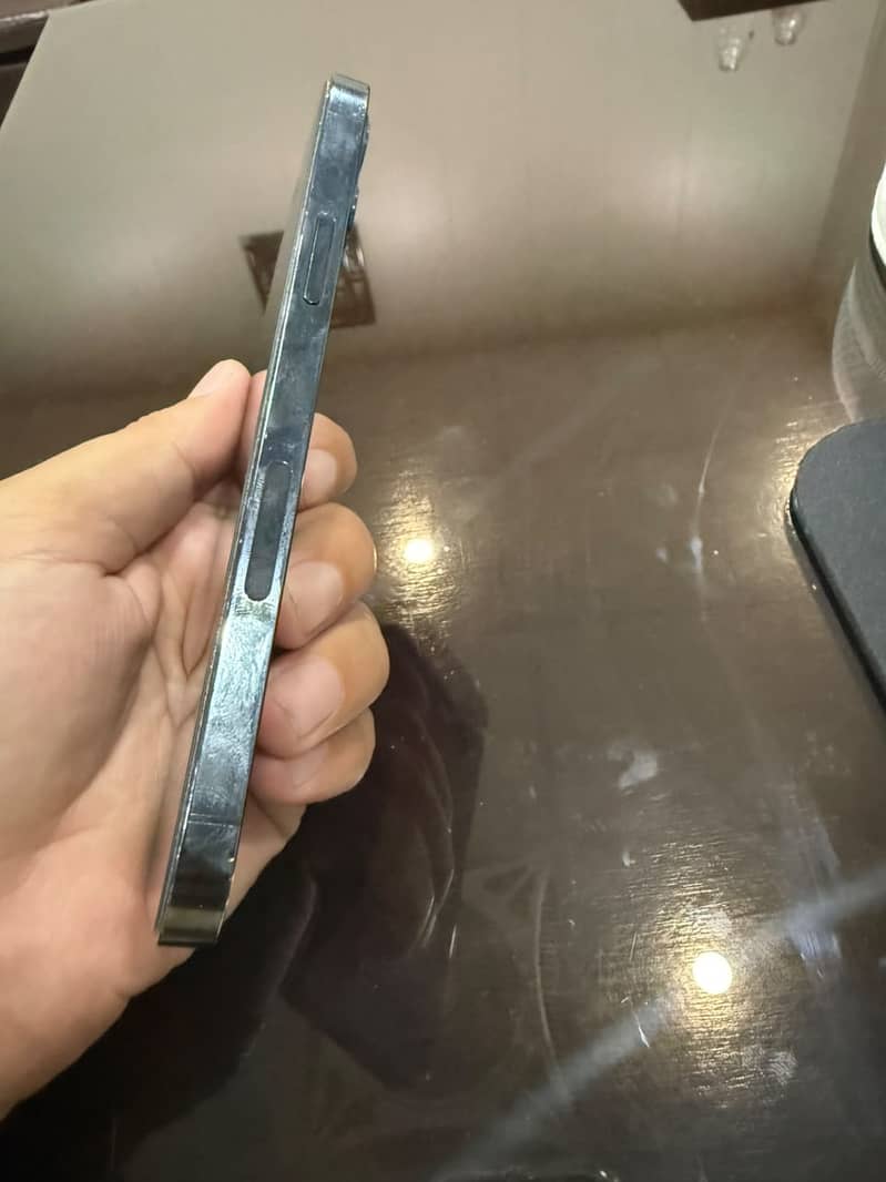 iPhone 12 Pro 128GB 2