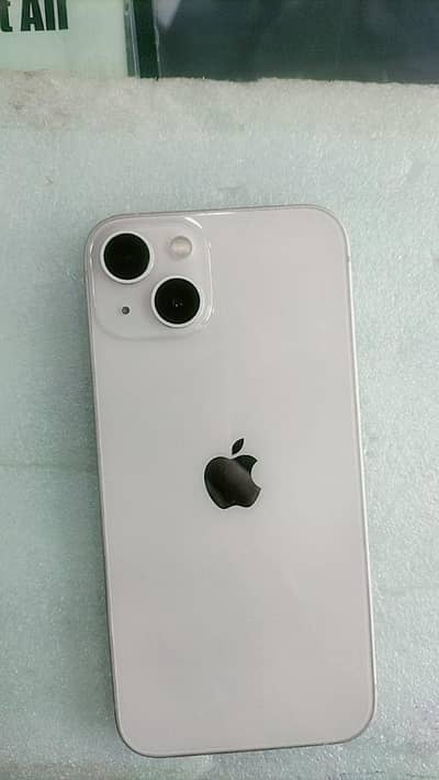 Apple iPhone 13