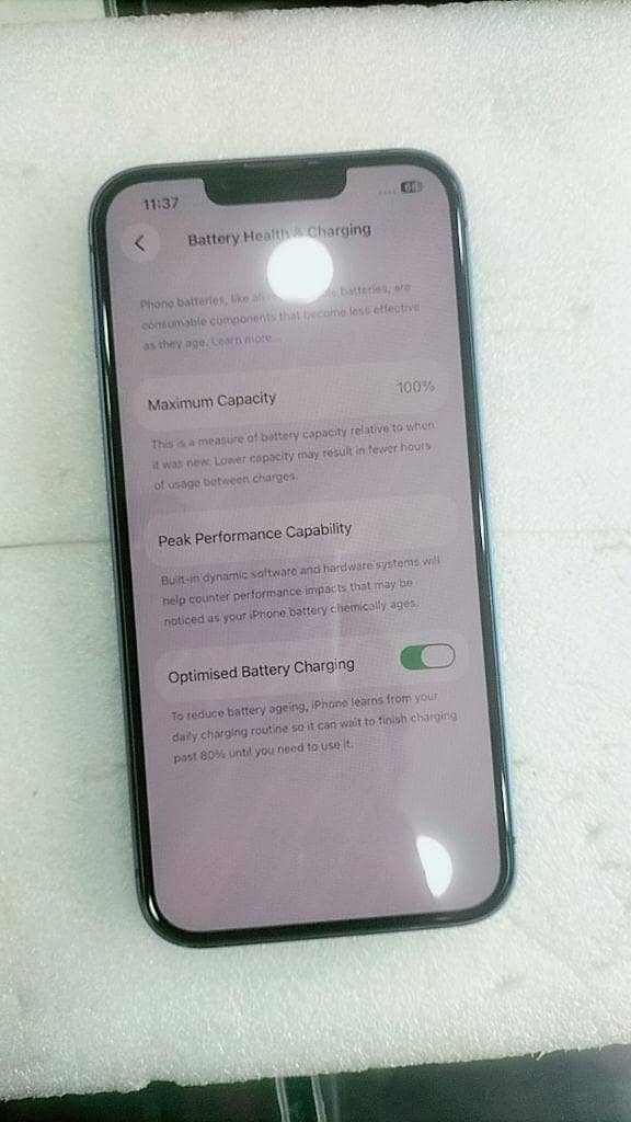 Apple iPhone 13 2