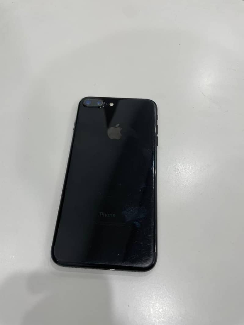 Apple iPhone 7 Plus 2