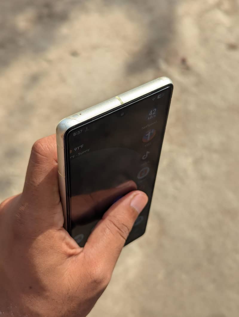 Google pixel 7 4