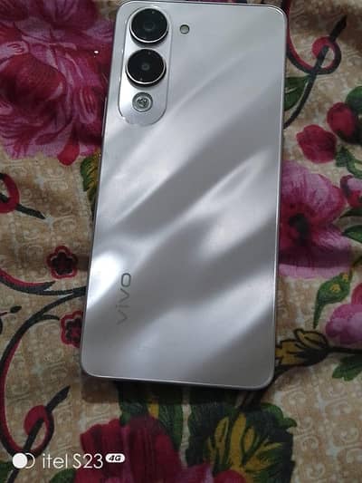 Vivo Y04