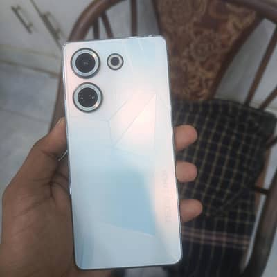 camon 20