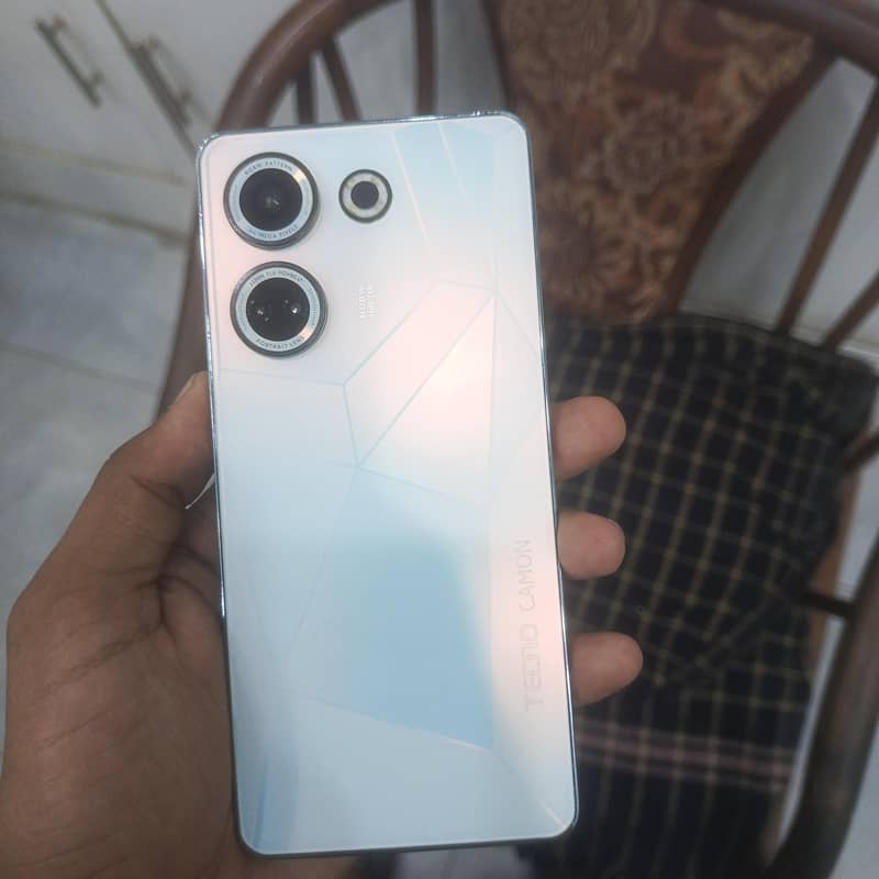 camon 20 0