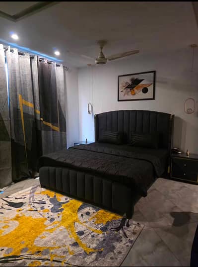 One bedroom apartment per day available Gulbug green Islamabad lukurya furnished apartment