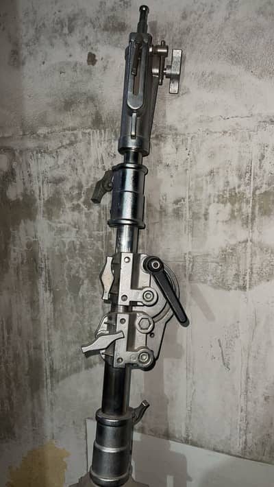 Heavy metal boom stand for professionals