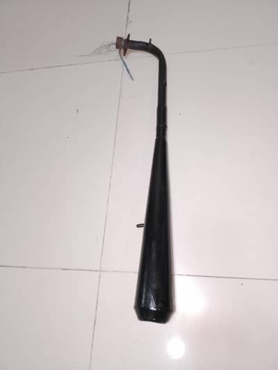 Cafe racer silencer