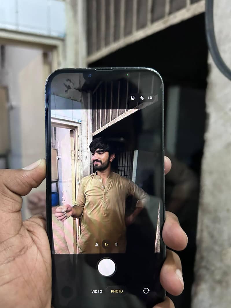 Apple iPhone 13 Pro Max 6