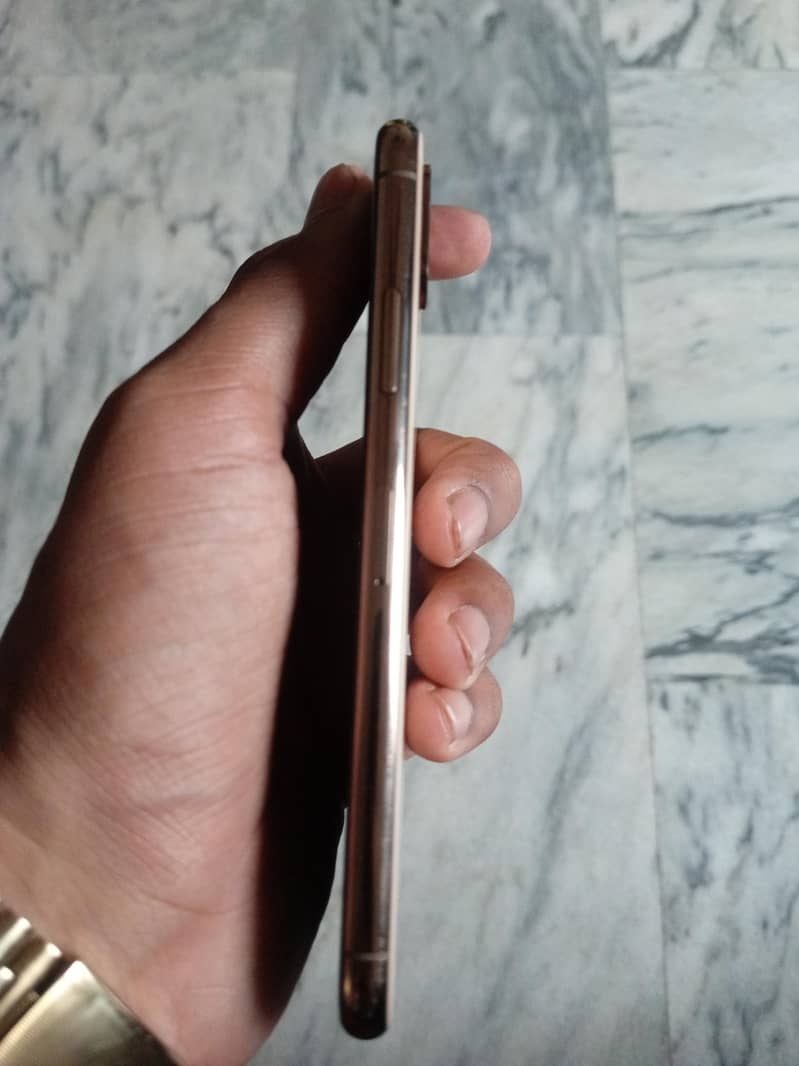 Apple iPhone X 1