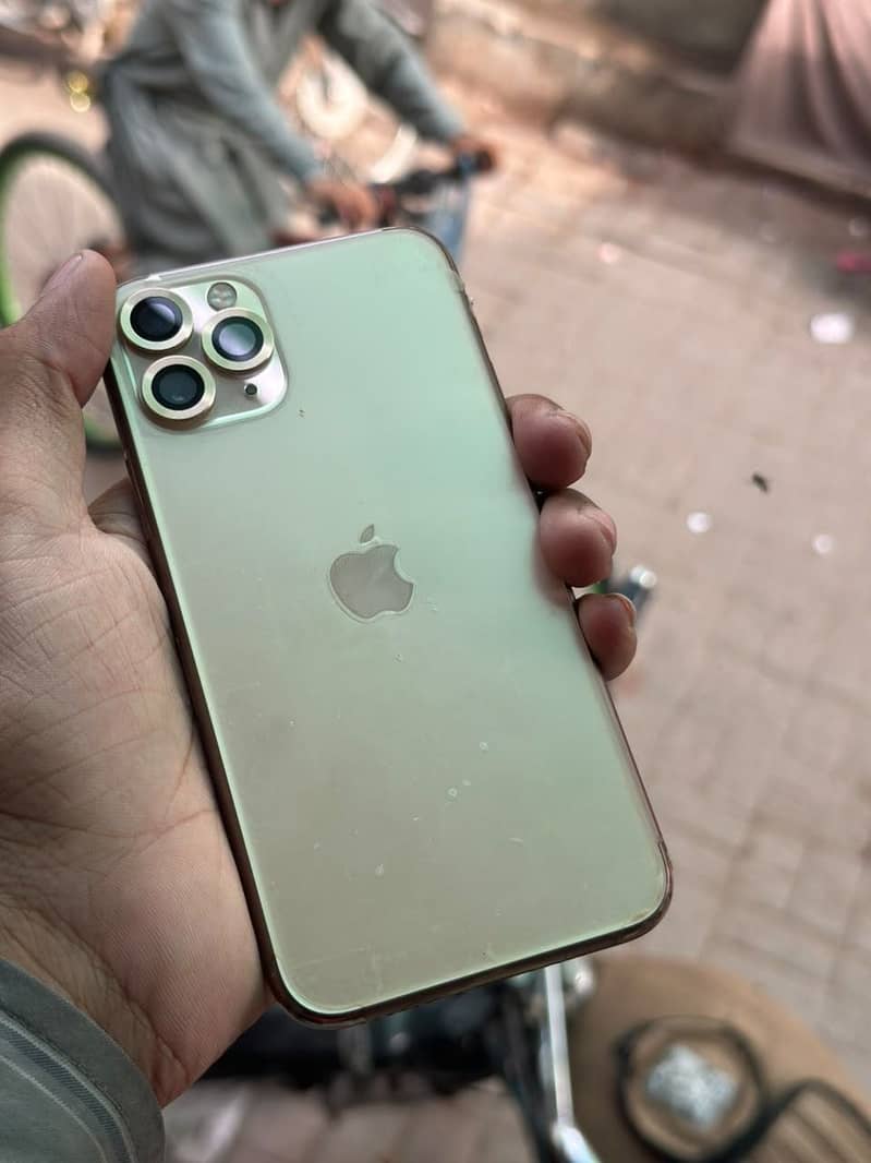 Apple iPhone 11 Pro 5