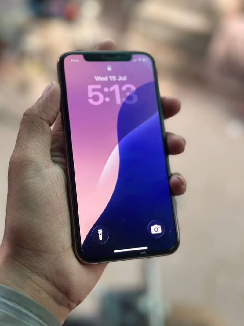 Apple iPhone 11 Pro 8