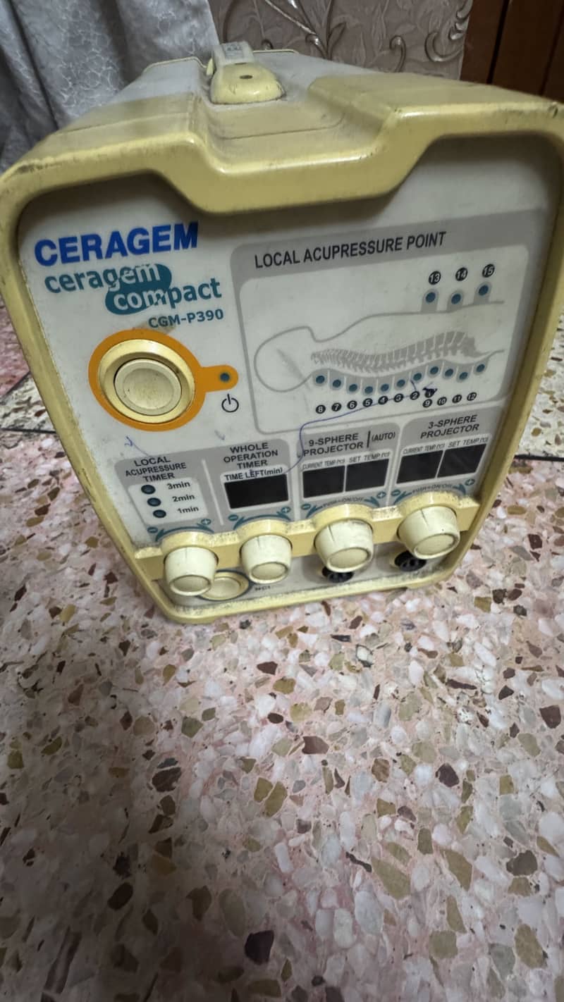 Phisiotherapy machine 0