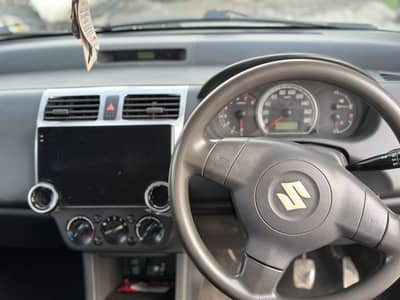 Suzuki Swift 2012 DLX