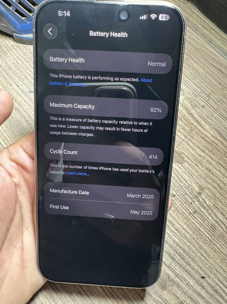 Apple iPhone 16 Pro Max 0