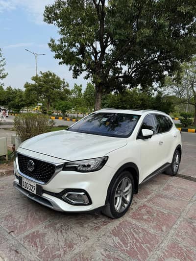 MG HS 2021