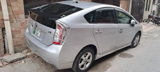 Toyota Prius 2012