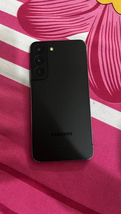 Samsung Mobile S22