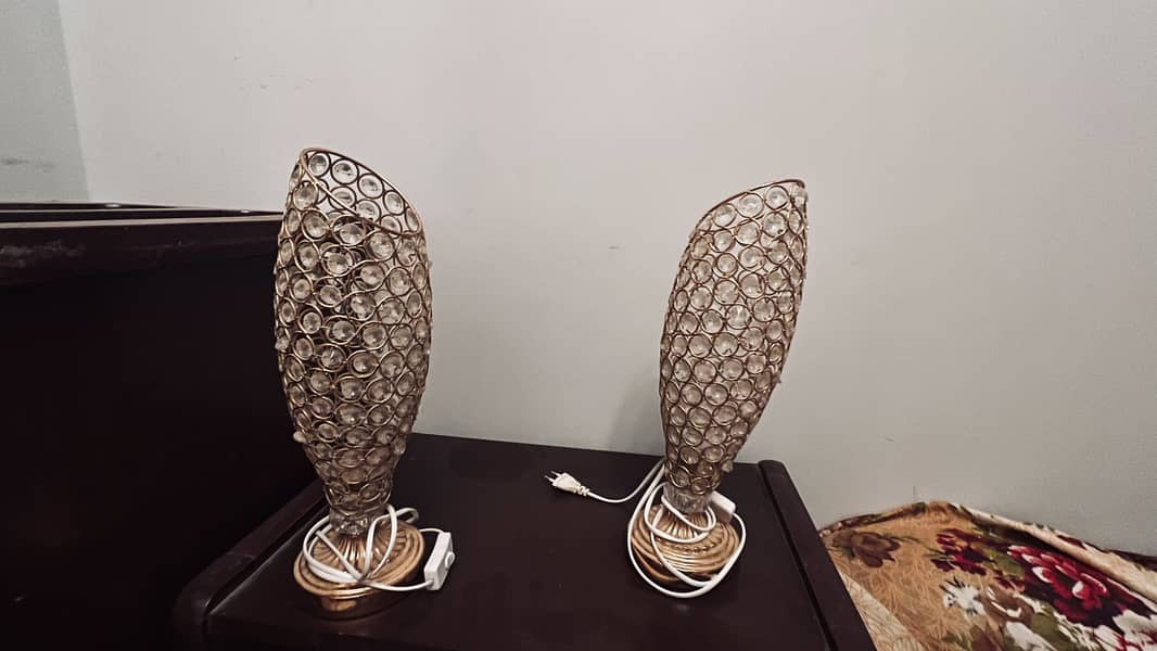 Lamp side table 0
