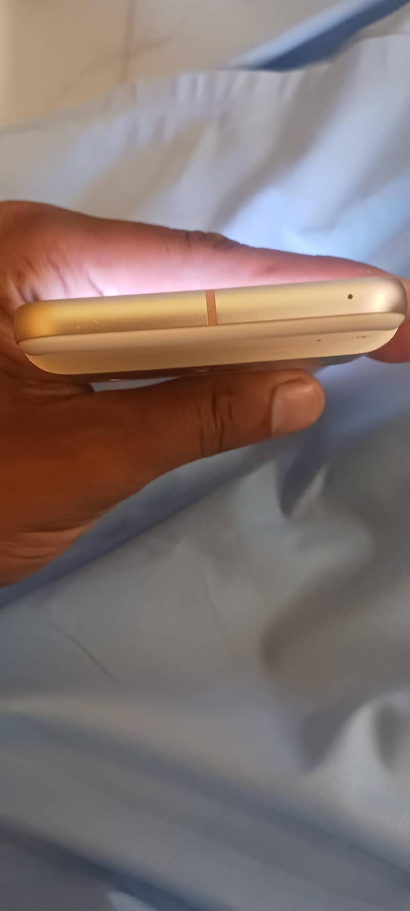 Google Pixel 8 4