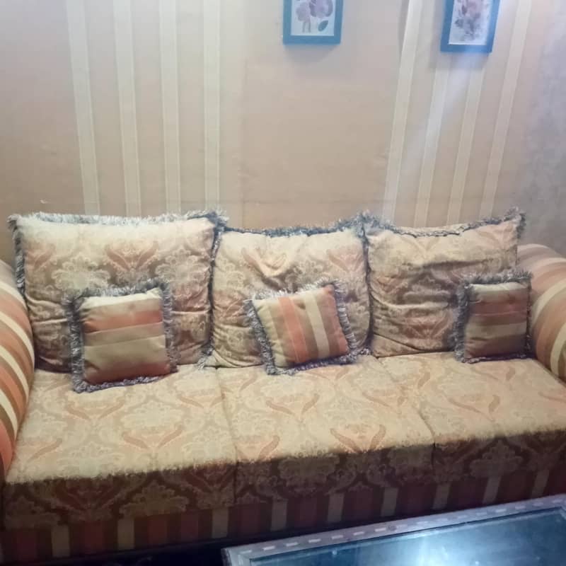 6 seater 0