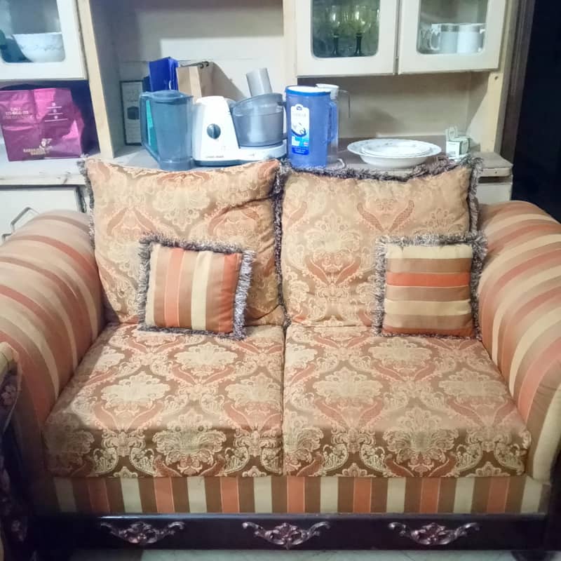 6 seater 2