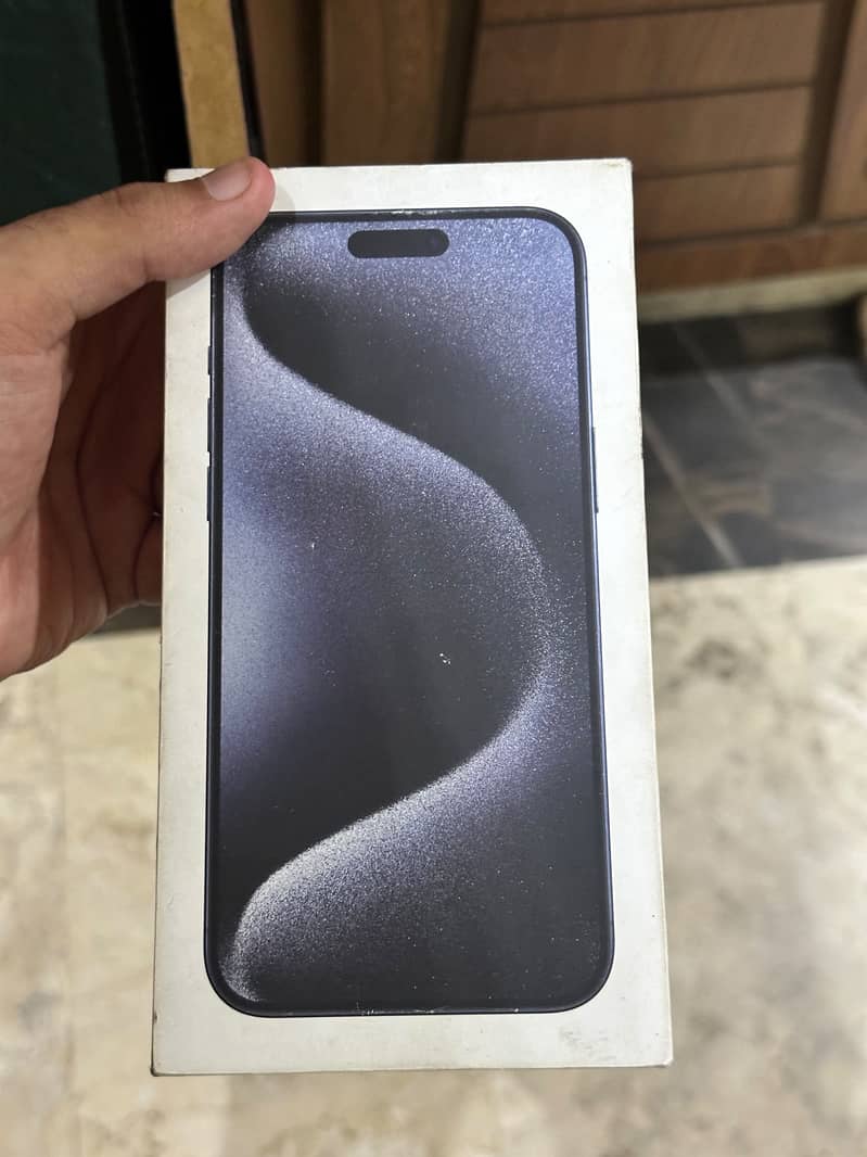 Apple iPhone 15 Pro Max 5