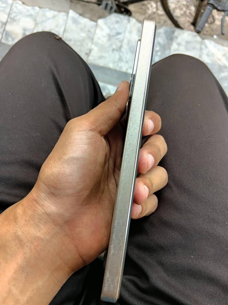 Infinix Note 40 1