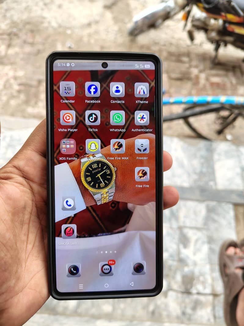 Infinix Note 40 6