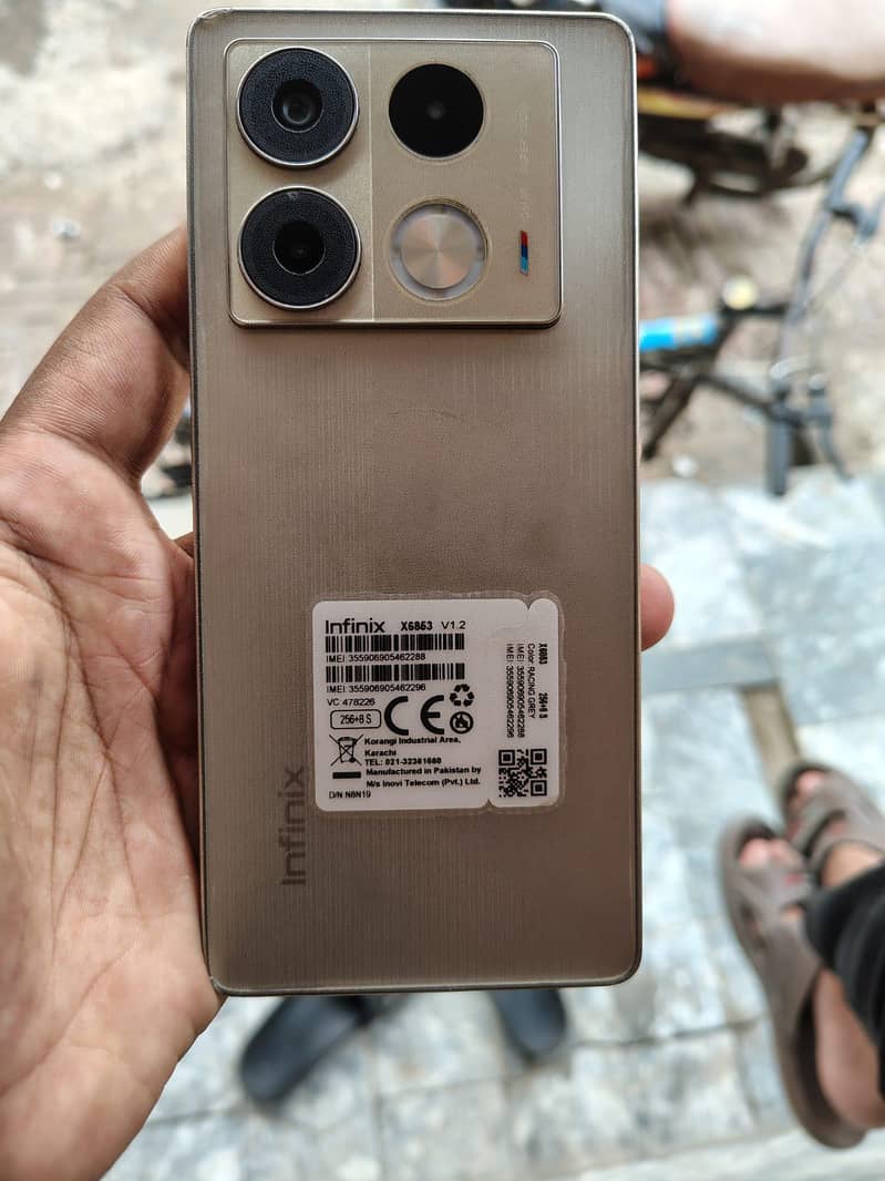 Infinix Note 40 7
