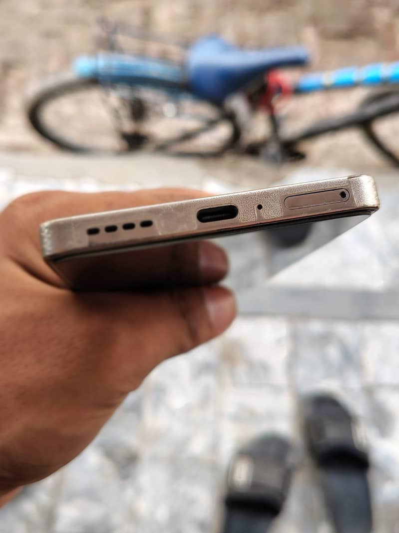 Infinix Note 40 8