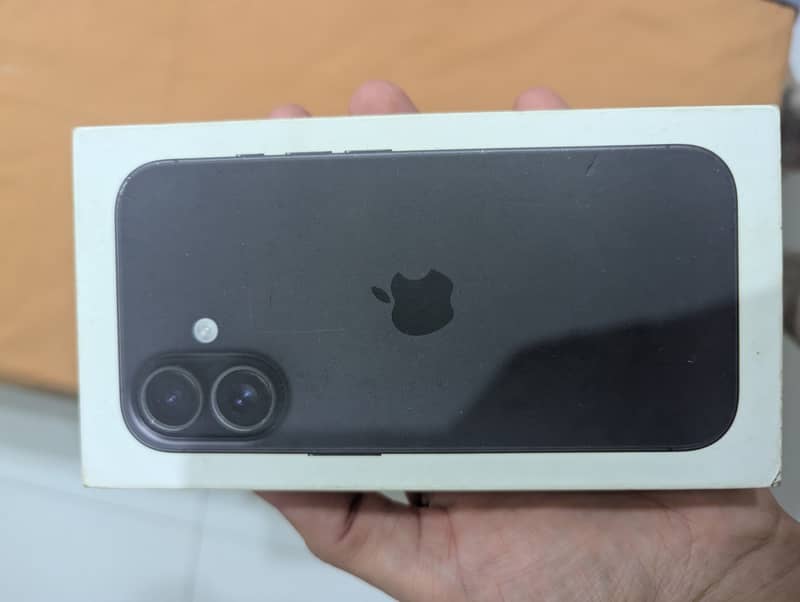 iPhone 16 5