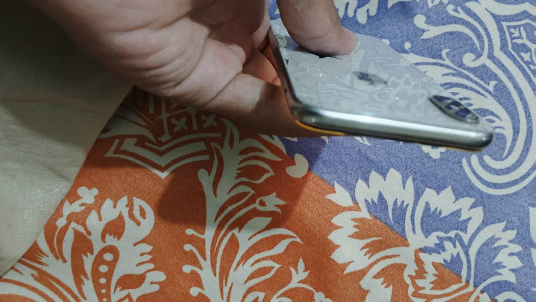 iphone x 4