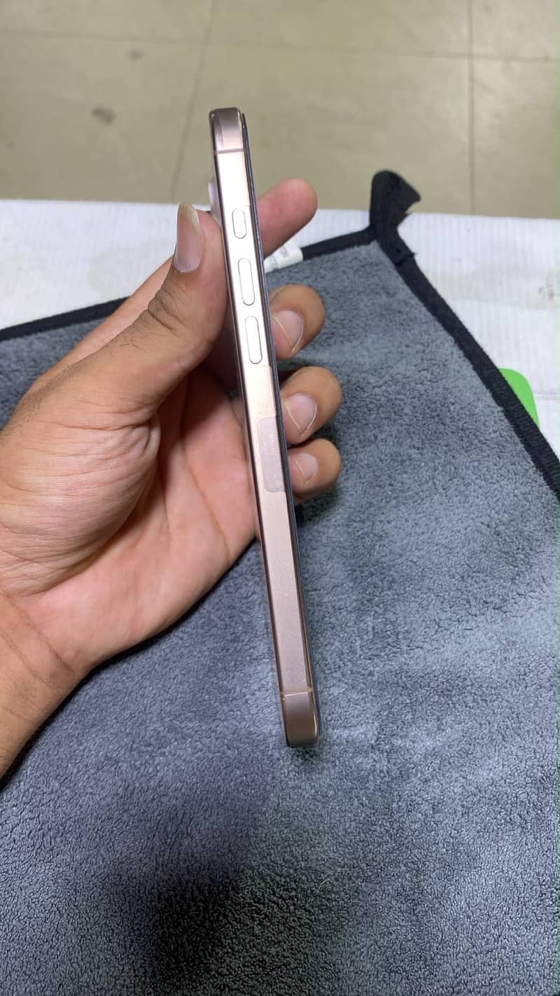 Iphone 16 pro max 2