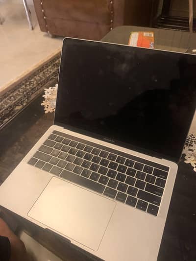 selling my macbook pro i7