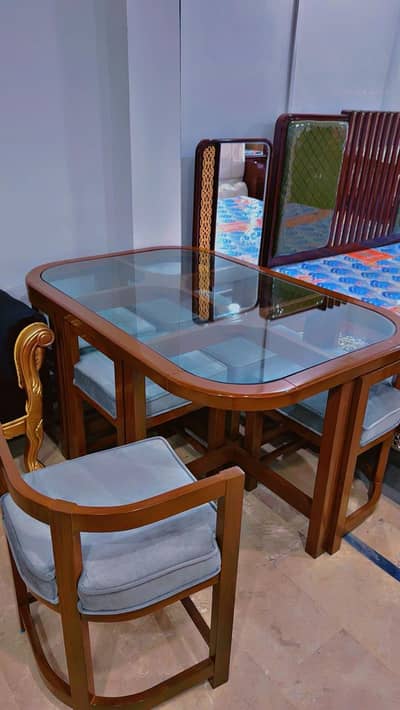 Premium Sheesham Wood Dining Table | Elegant & Durable/Handcrafted She