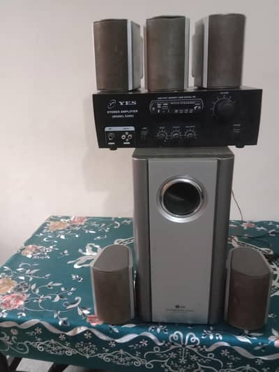LG exetreme bass sound speaker system