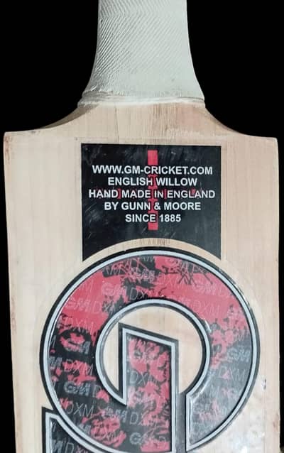 GM ENGLISH WILLOW BAT LIMITED EDITION DIAMOND B55S
