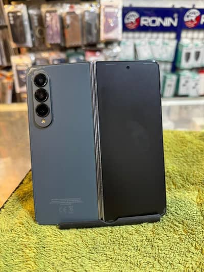 Samsung Mobile Z Fold 4