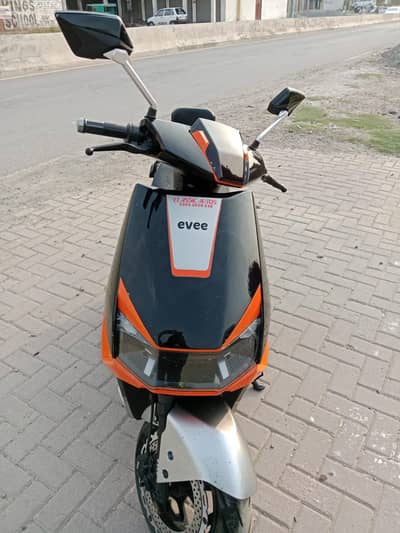 Evee S1 Pro scooty  - 2026 - Like Brand New - Electric Scooter