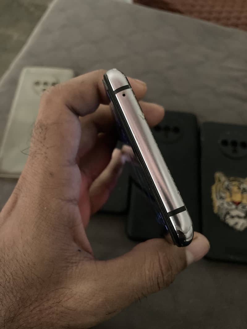One Plus 7T 4