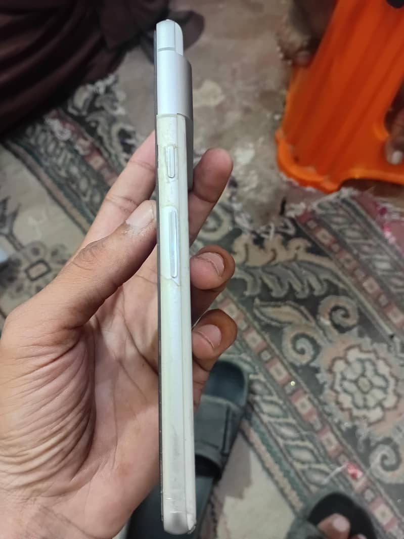 Google Pixel 7 2