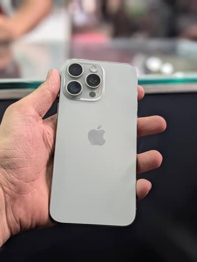 Apple iPhone 15 Pro Max